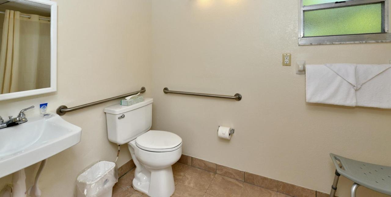 Americas Best Value Inn Bradenton-Sarasota Eksteriør billede