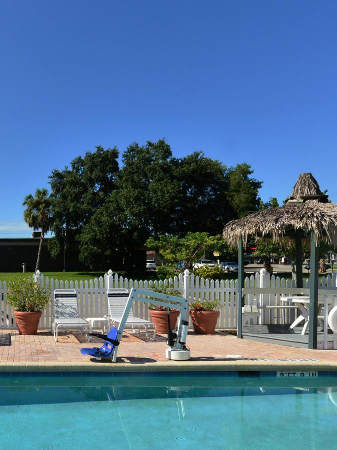 Americas Best Value Inn Bradenton-Sarasota Eksteriør billede